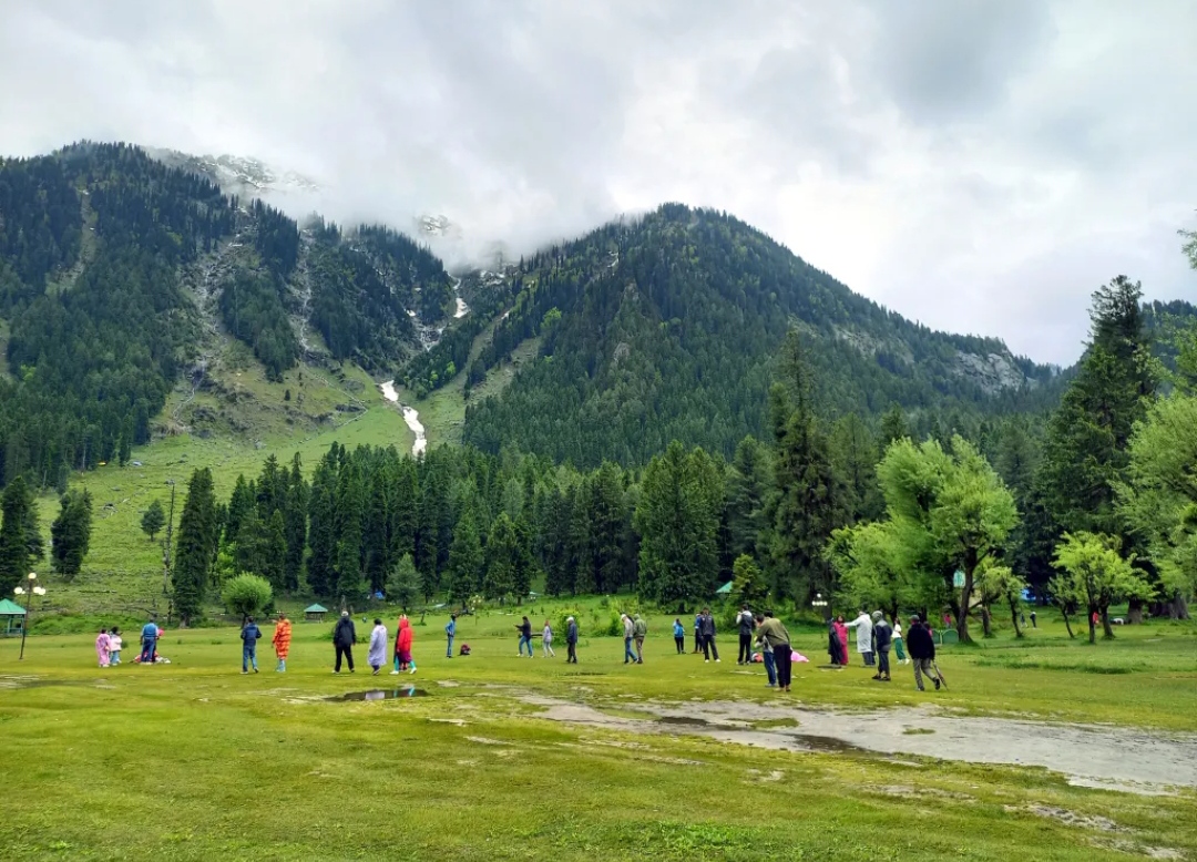 How Kashmiris Are Redefining Their Tourism Legacy