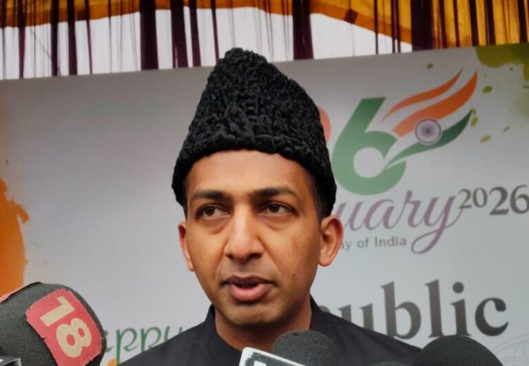 Official Protocol Followed for Republic Day Event in Srinagar; Public Gathers Amid Tight Arrangements : Div Com