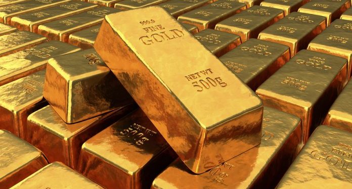 Silver Breaches ₹4 Lakh Mark; Gold Jumps to Record Lifetime High