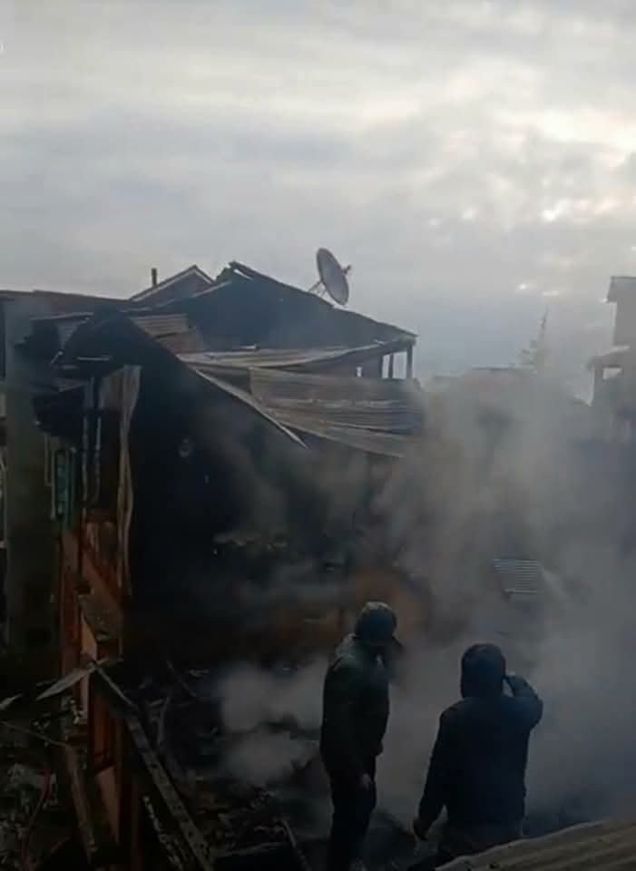 Massive Blaze Damages 10 Houses in Srinagar’s Chattabal