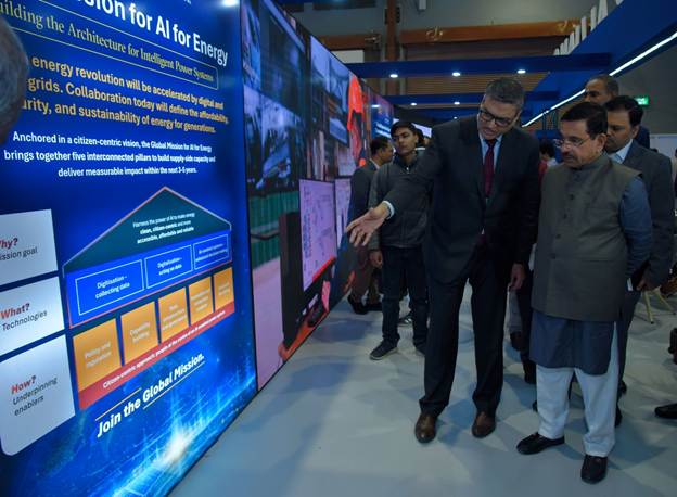 Union Minister Shri Pralhad Joshi Visits ISA Pavilion at India AI Impact Summit