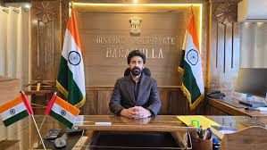 Baramulla Admin Sets Two-Month Deadline to Rehabilitate Terror Victims’ Families