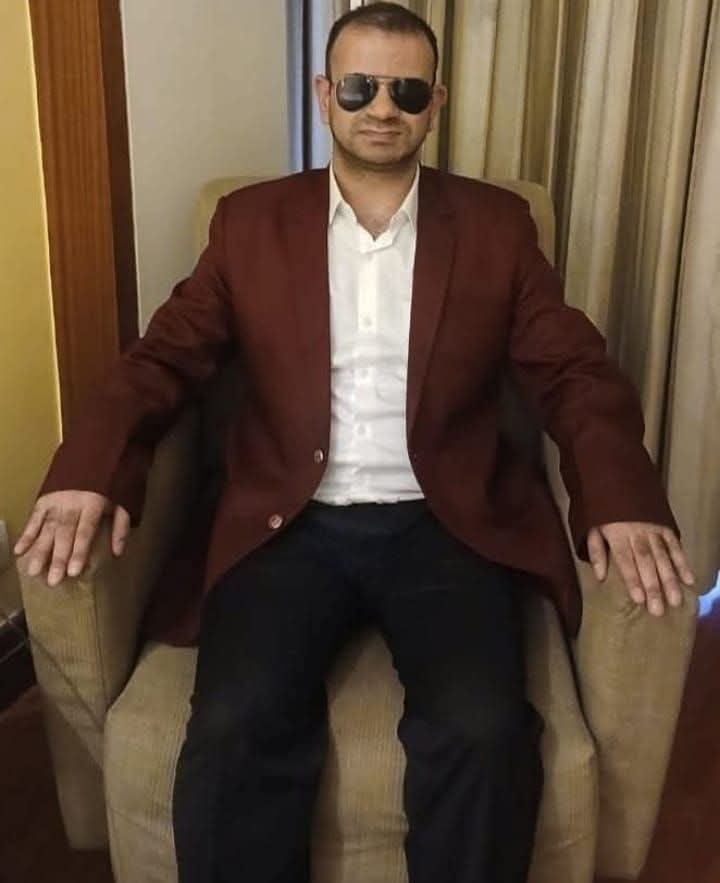 Bandipora Casual Labourer’s Son, Visually Impaired Youth Clears UPSC Civil Services Examination