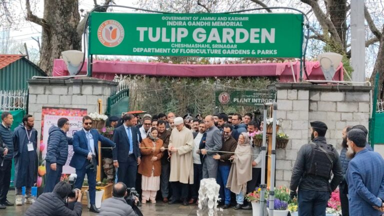 CM Omar Abdullah Inaugurates Asia’s Largest Tulip Garden in Srinagar