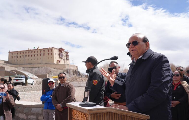 L-G Vinai Kumar Saxena inspects water conservation and development projects