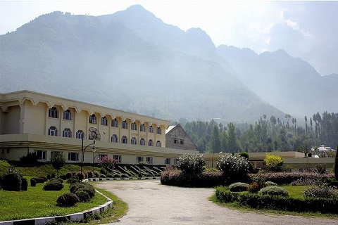 SKUAST Kashmir Allows Flexible Registration, May Shift Classes Online for Spring Semester amid Gulf tensions