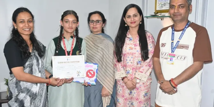 Director Info felicitates Winners of ‘Talent Vista-Poster Making, Slogan Writing Competition on Nasha Mukt Abhiyaan’