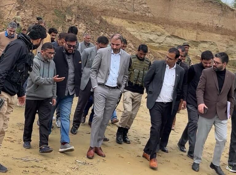 NGTs constituted team from MoEF, CPCB visit Earth Mining sites