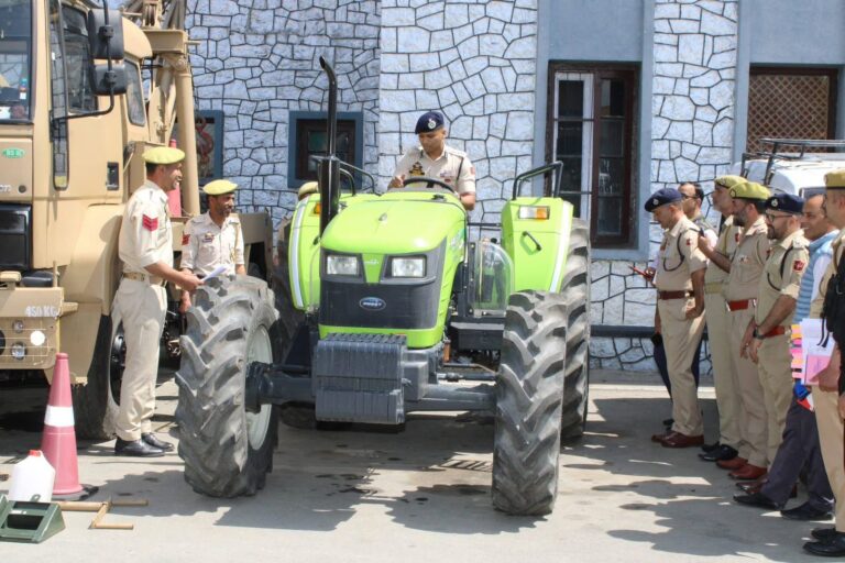 SSP Anantnag Reviews Parade, Stresses Discipline and Operational Readiness