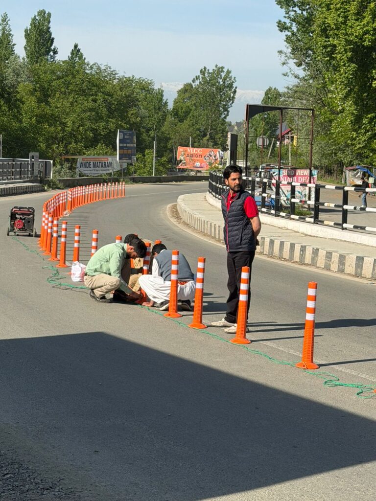 Swift Action at Wayil Bridge: Dividers Installed After Accident Concern