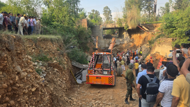 J&K Orders Time-Bound Probe, Suspends Two Engineers After Bantalab Worksite Tragedy