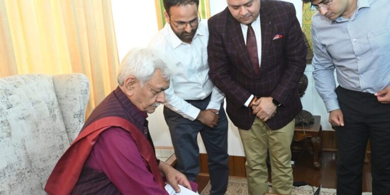 LG Manoj Sinha Completes Self-Enumeration for Census 2027, Urges Public Participation