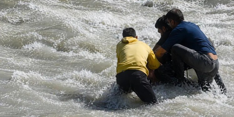 Body of missing Pulwama boy retrieved from Rambi Ara after 5 days